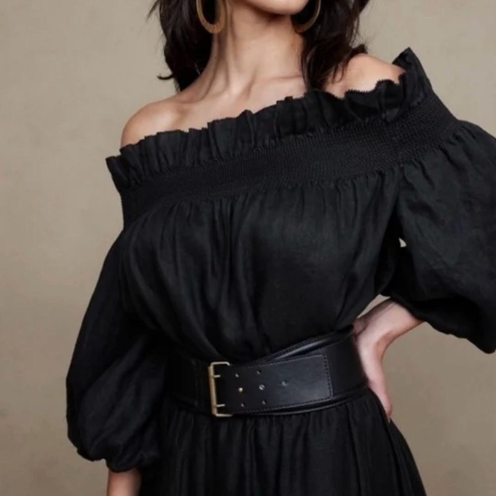 Banana Republic Black Off Shoulder Linen Top Size L